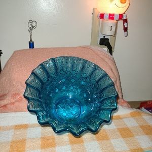 Blue Ruffled Edge Daisy Button Bowl
